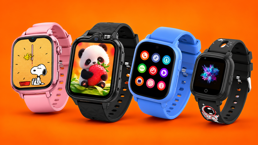 Quatre montres connectées enfant alignées, du modèle 5 ans au modèle ado